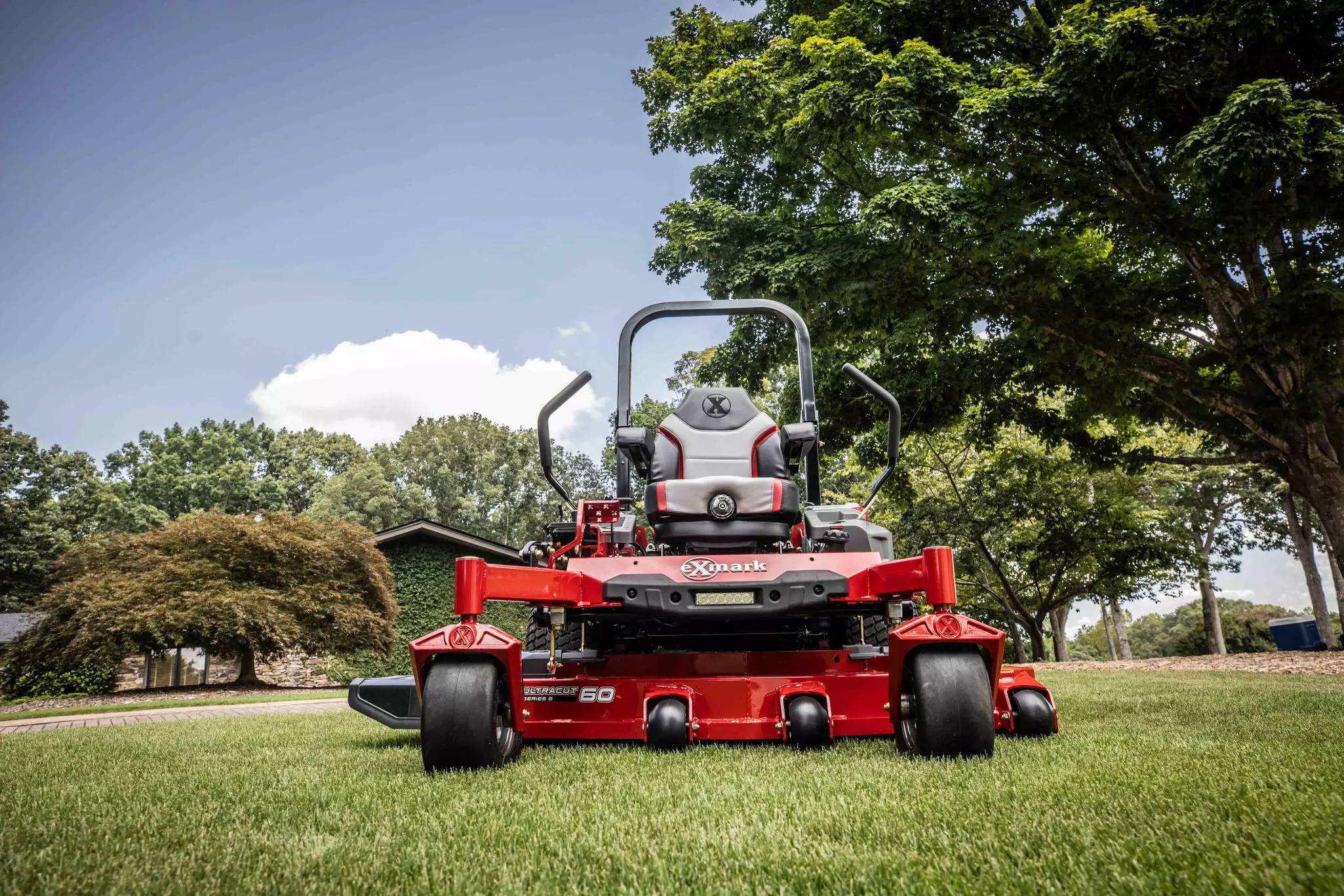 Lazer Z Commercial Zero Turn Mowers